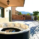 Villa Angeles - *