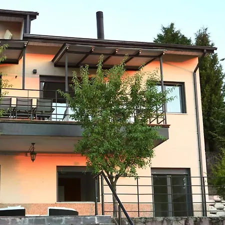 Angeles - Villa El Espinar